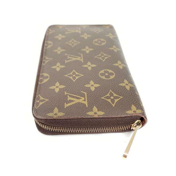 Louis Vuitton Wallet Organizer, Passport & Check Holder Monogram lux300-101025 - Picture 4 of 16